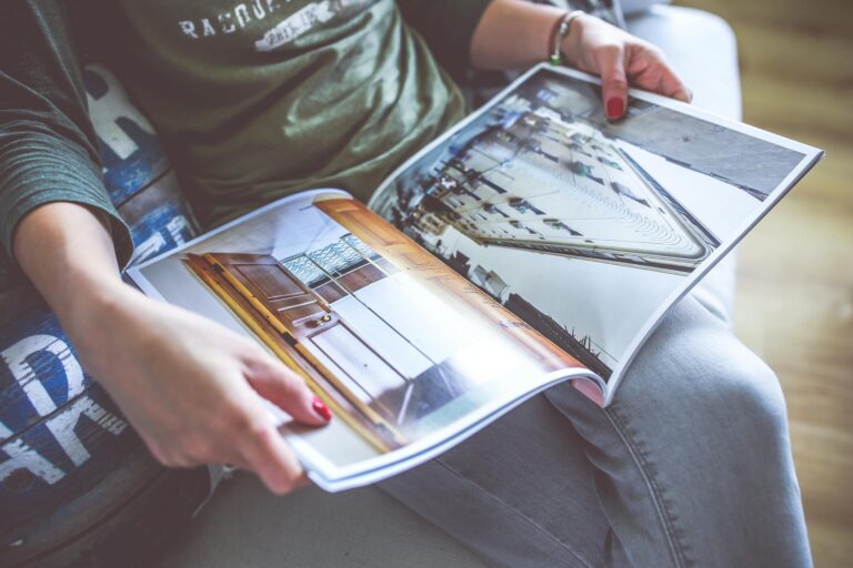 How to Create a Photobook That Tells a Story: A Complete Guide